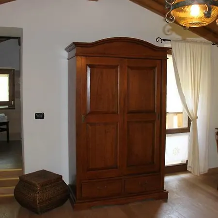 Gospodarstwo agroturystyczne Agriturismo Grassi Lunghi Pasturo