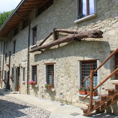Gospodarstwo agroturystyczne Agriturismo Grassi Lunghi *